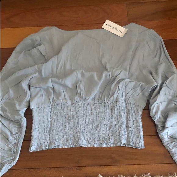 Blue top - Picture 2 of 3